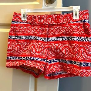 Vineyard Vines Womens Red White Blue Print Shorts 2